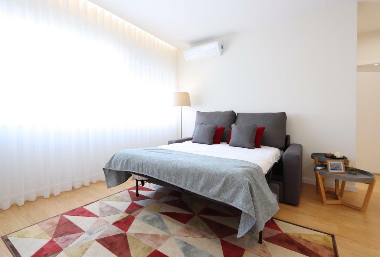 Hm - Living Batalha Square 2 Leilighet Porto Eksteriør bilde