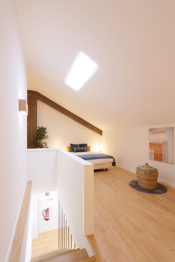 Hm - Living Batalha Square 2 Leilighet Porto Eksteriør bilde