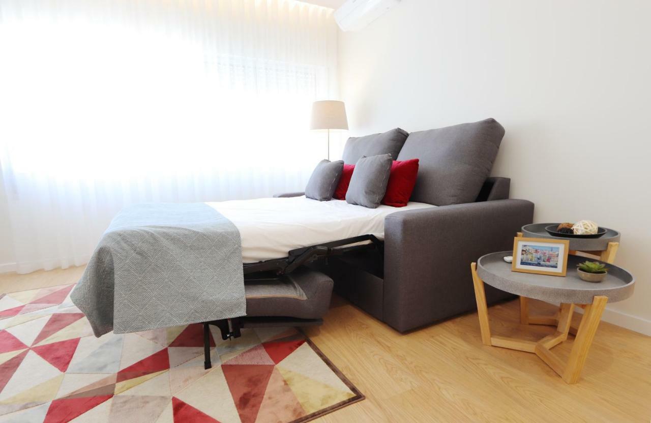 Hm - Living Batalha Square 2 Leilighet Porto Eksteriør bilde